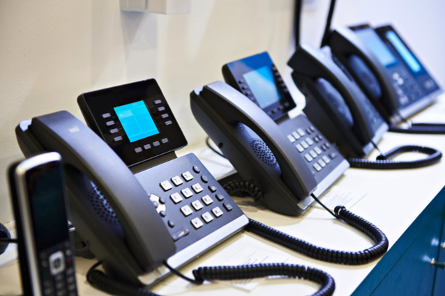 6 Factors For Choosing The Right Phone System For Pay-Per-Call Marketing